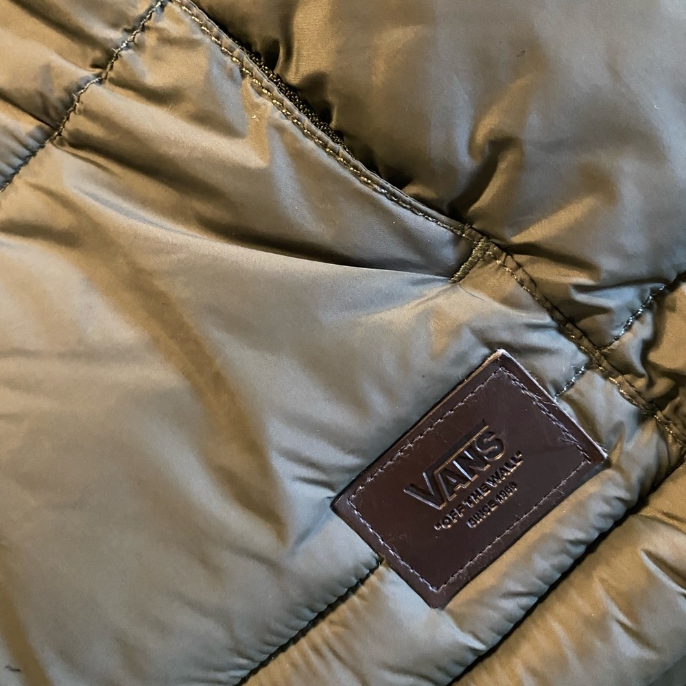 Vans puffer jacket
